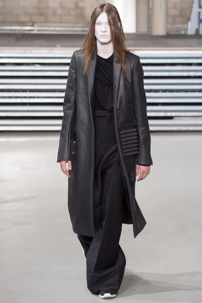 Look 37